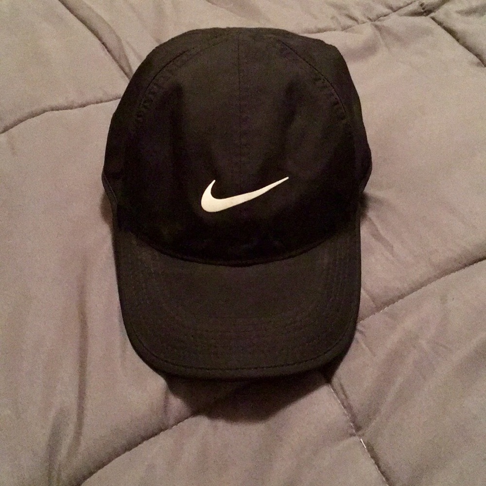 Black Nike DRI-FIT hat